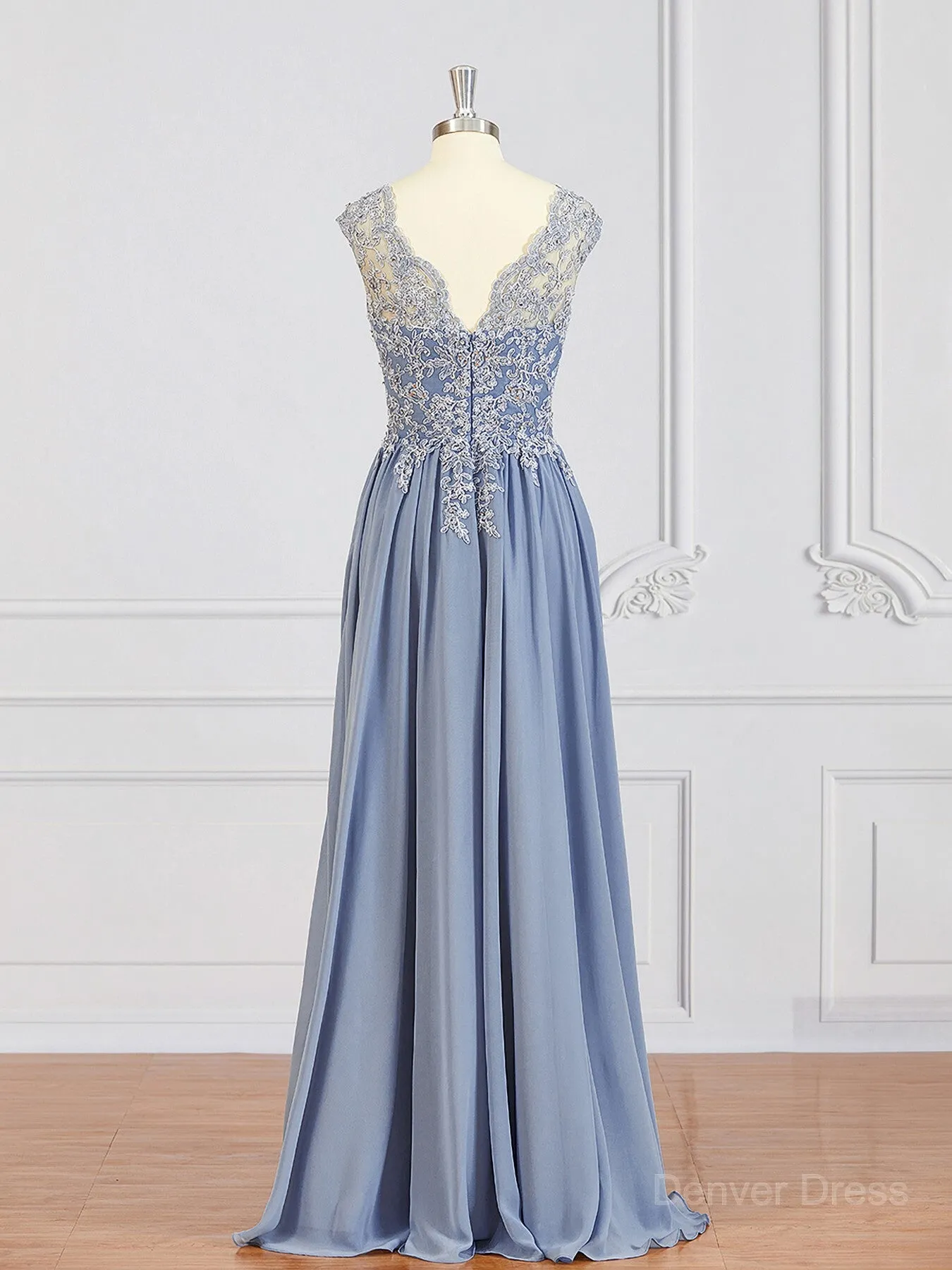 A-Line V-neck Floor-Length Chiffon Mother of the Bride Dresses With Appliques Lace