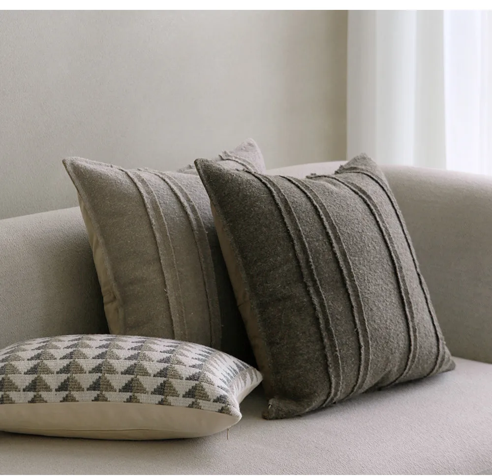 Classic Pillow Set