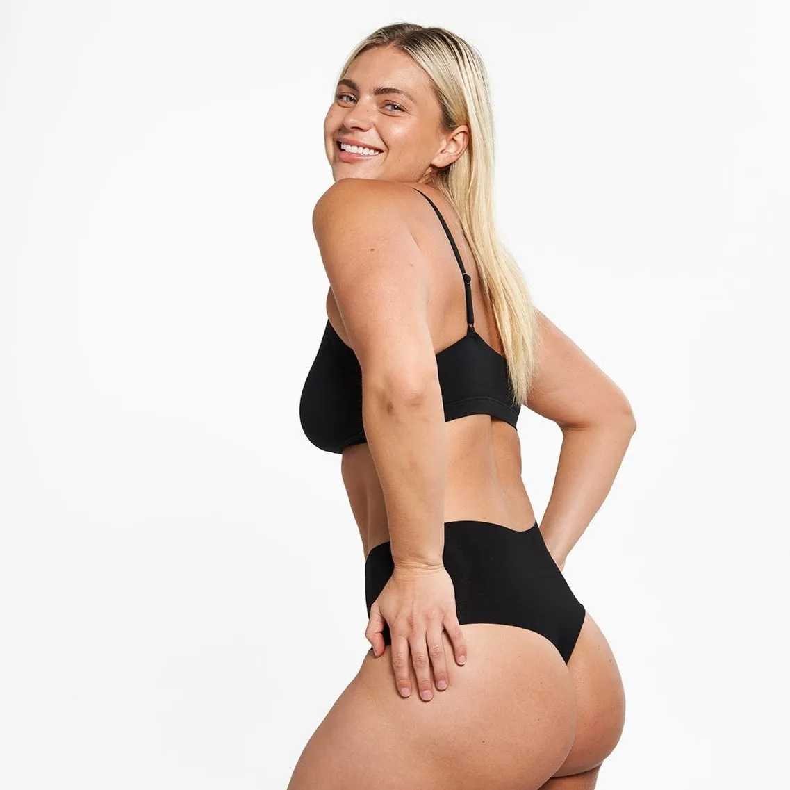 High-Rise Thong - Seamless Eco 2.0 - Black