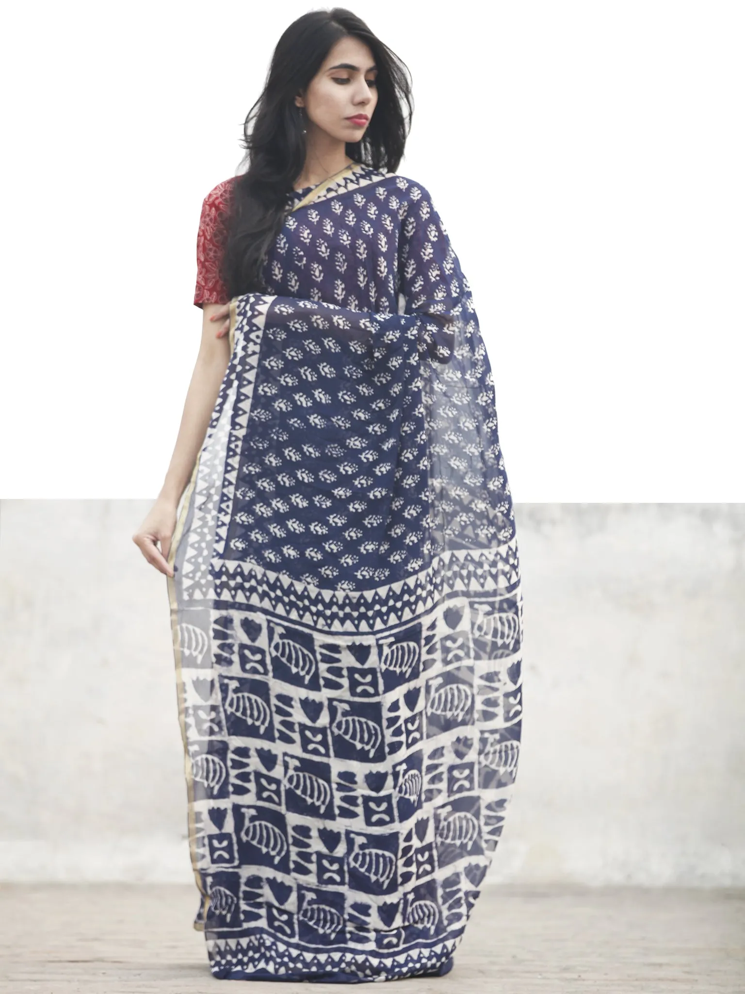 Navy Blue white Hand Block Printed Chiffon Saree With Zari Border - S031702607