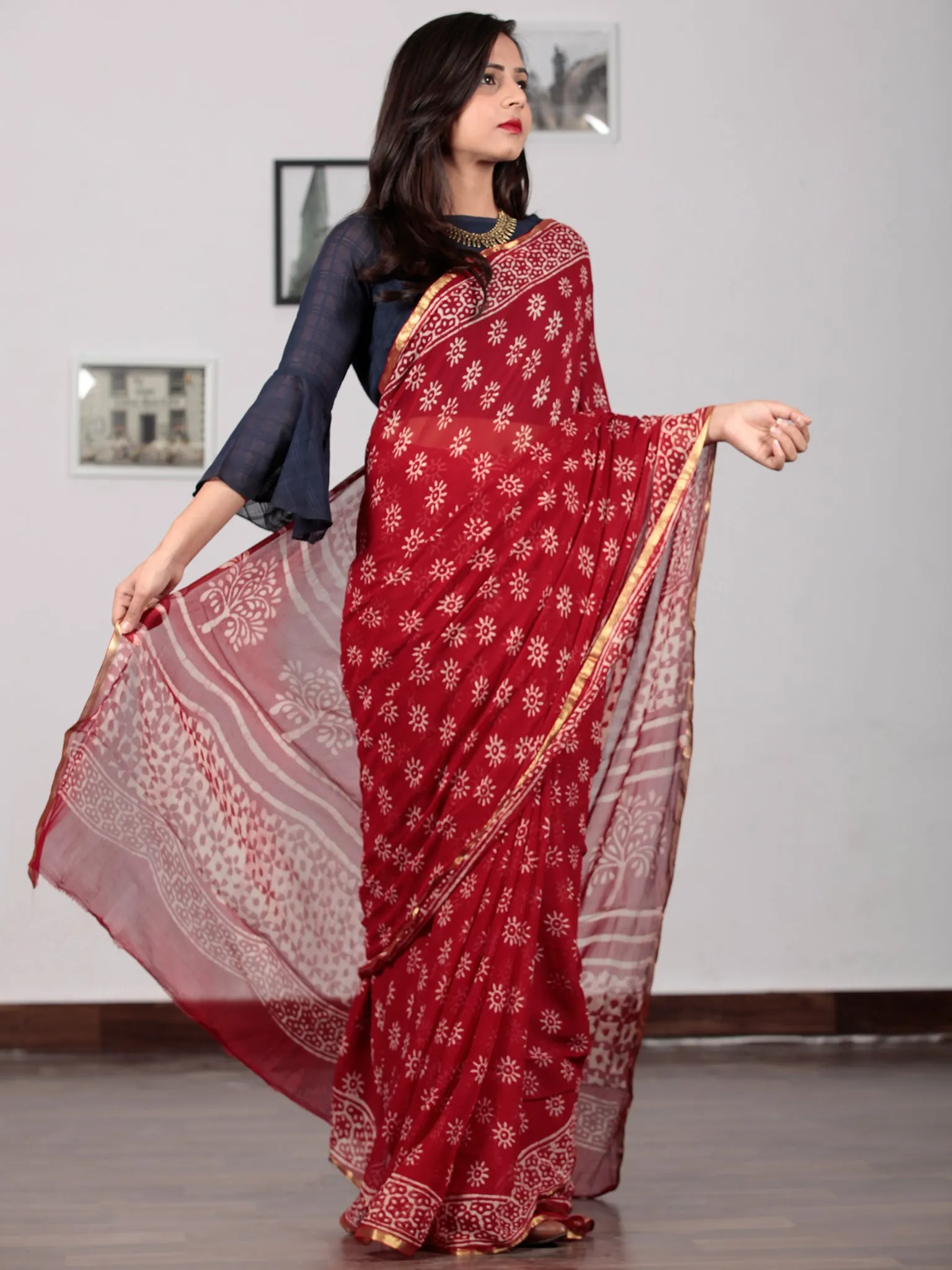 Red Ivory Hand Block Printed Chiffon Saree with Zari border - S031702733