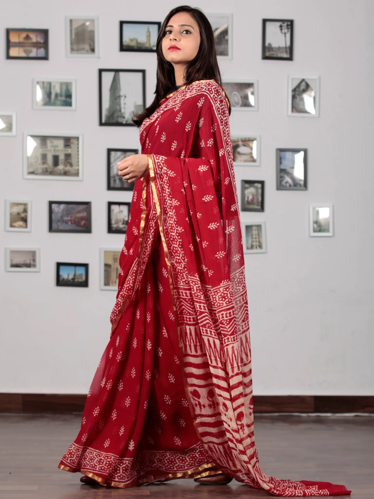 Red Ivory Hand Block Printed Chiffon Saree with Zari border - S031702735