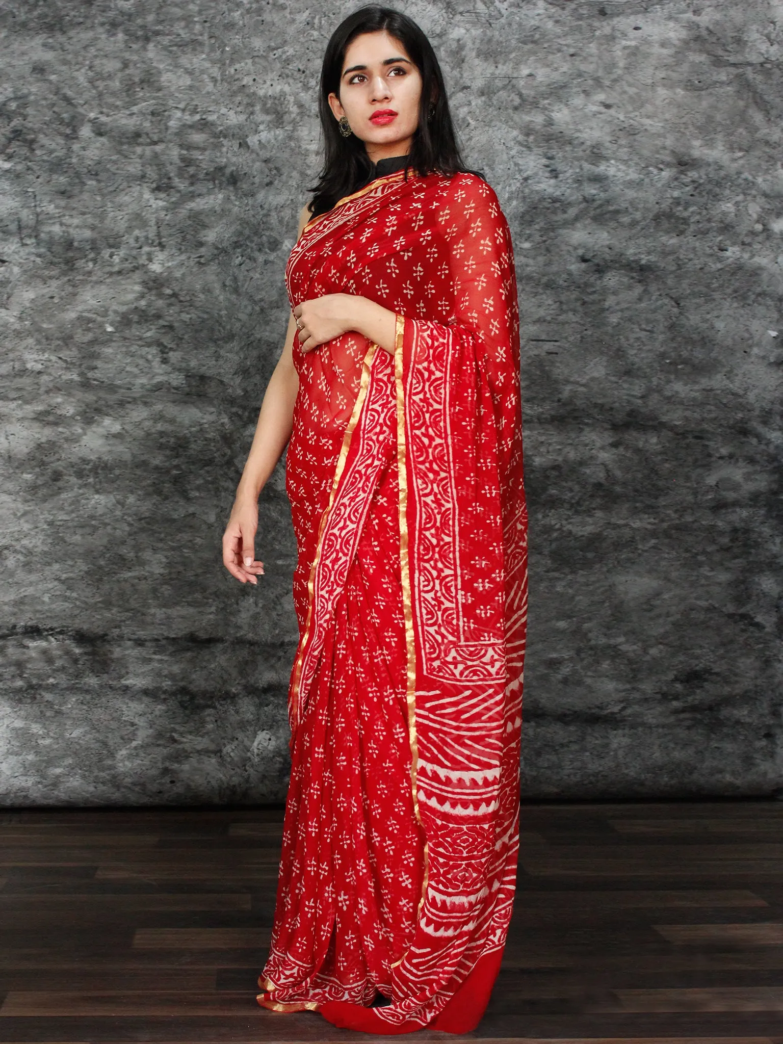 Red White Hand Block Printed Chiffon Saree with Zari Border - S031703126